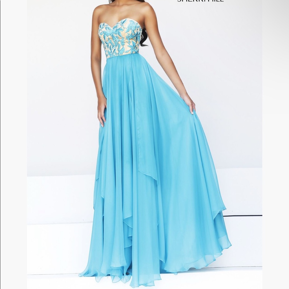 Sherri Hill Floral Prom/Formal Dress